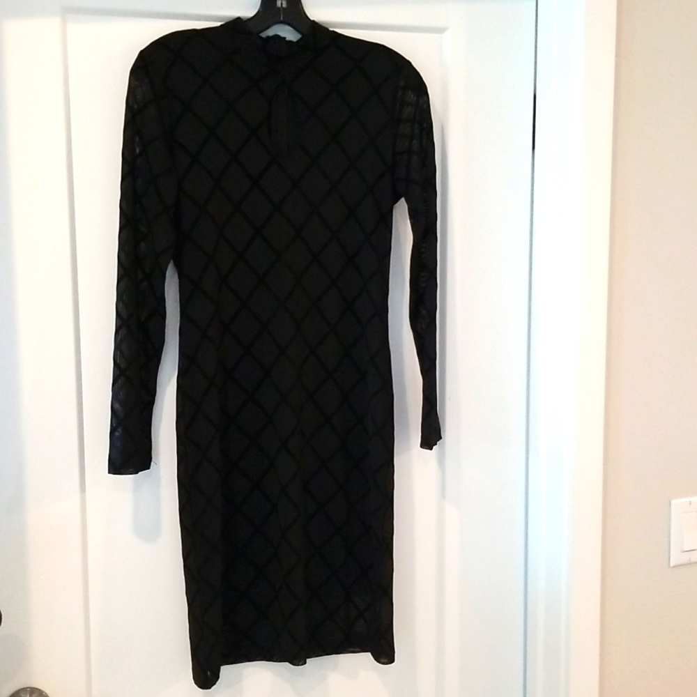 Black Diamond Design Dress Size S
